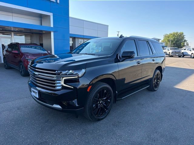 Used 2024 Chevrolet Tahoe High Country AWD/4WD image 2