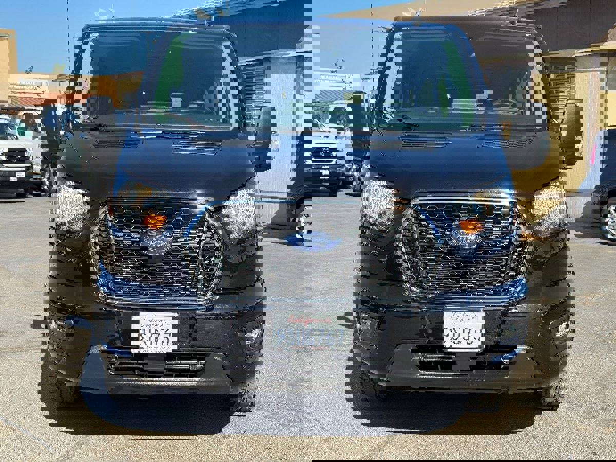 Used 2025 Ford Transit 350 XLT image 5