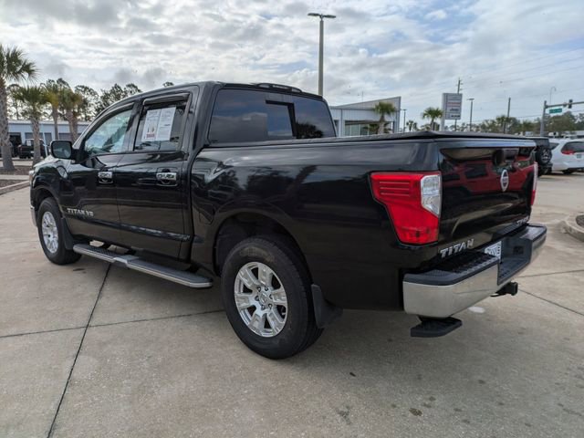 Used 2019 Nissan Titan SV image 6