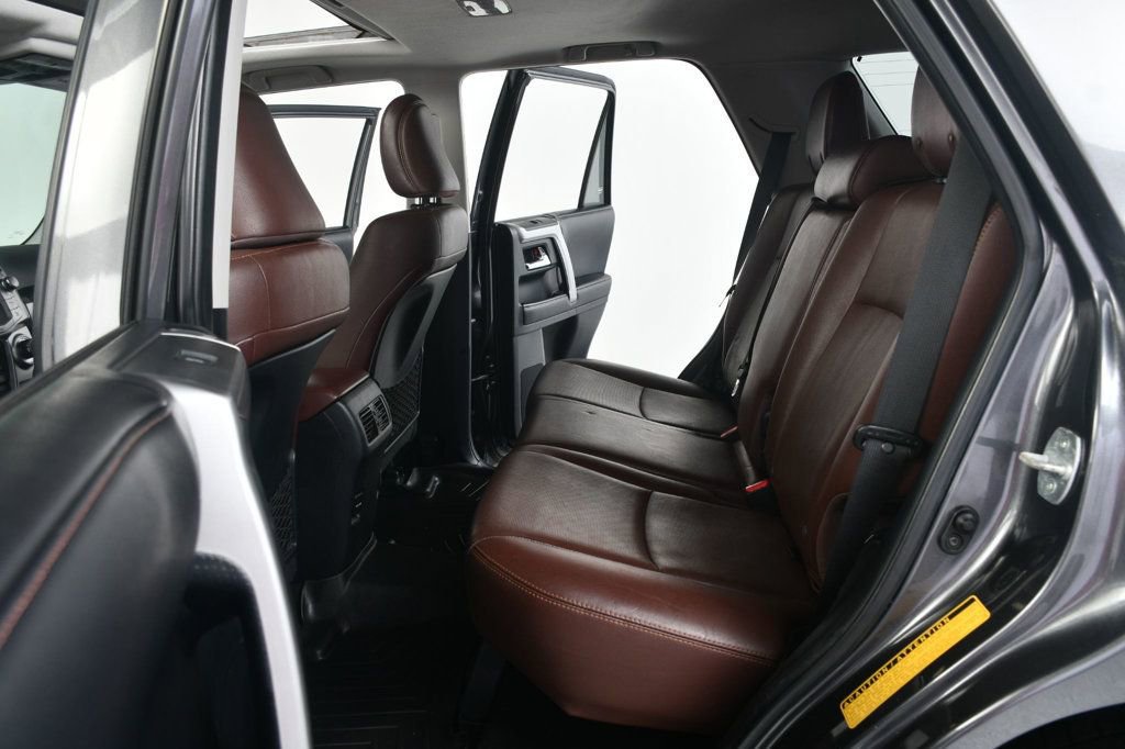 Used 2015 Toyota 4Runner Limited AWD/4WD image 33