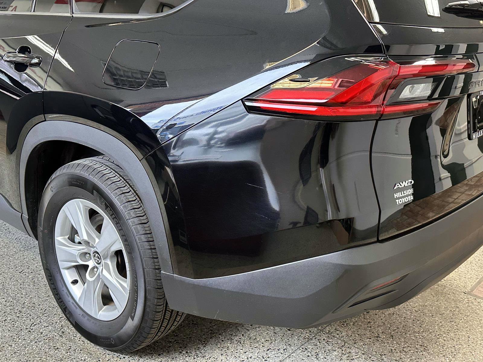 Used 2025 Toyota Grand Highlander AWD image 7