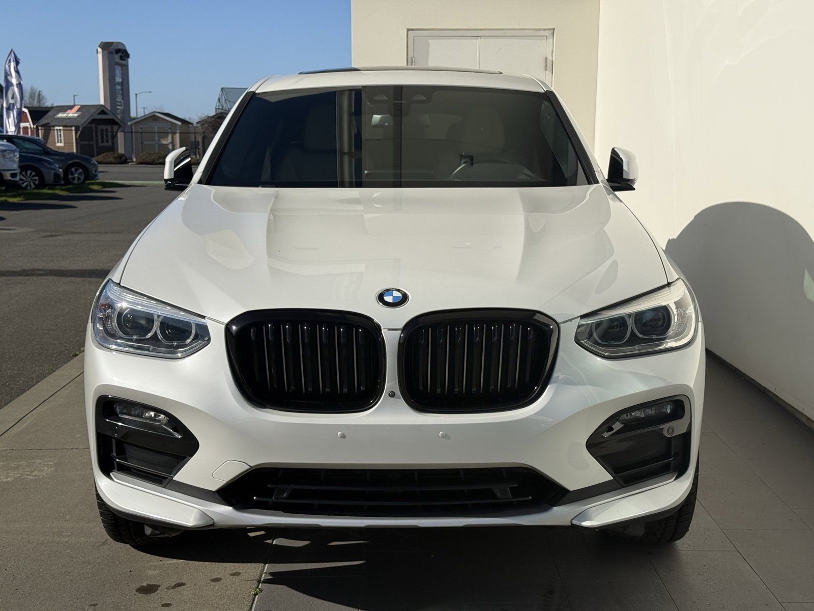 Used 2021 BMW X4 xDrive30i w/ Premium Package image 2