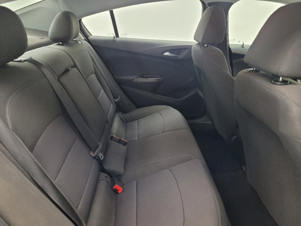 Used 2019 Chevrolet Cruze LT w/ Convenience Package image 19