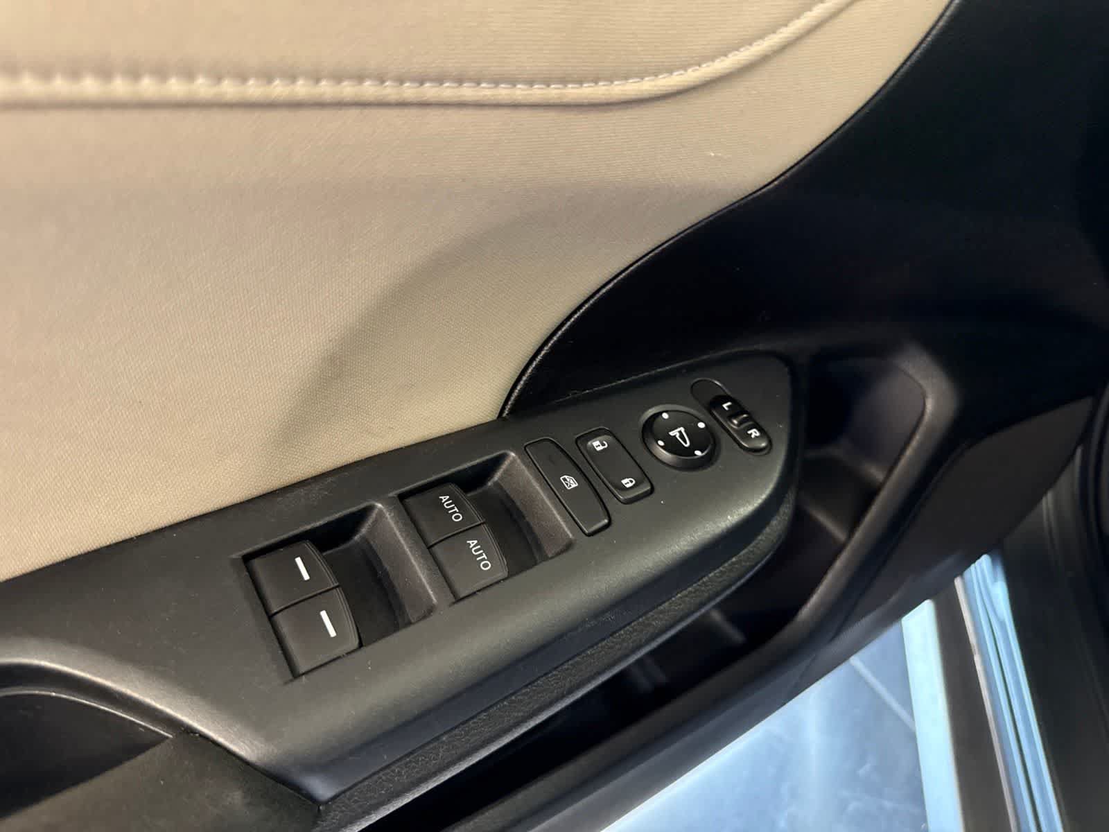 Used 2019 Honda Civic EX image 17
