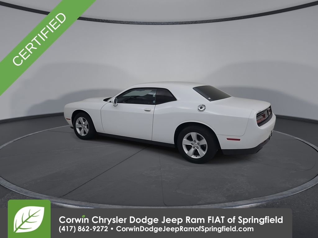 Certified 2016 Dodge Challenger SXT image 10