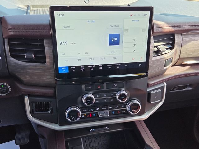 Used 2024 Ford Expedition Limited image 18