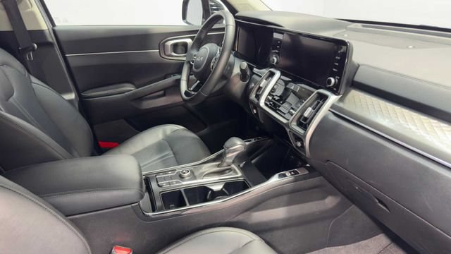 Used 2022 Kia Sorento S FWD image 13