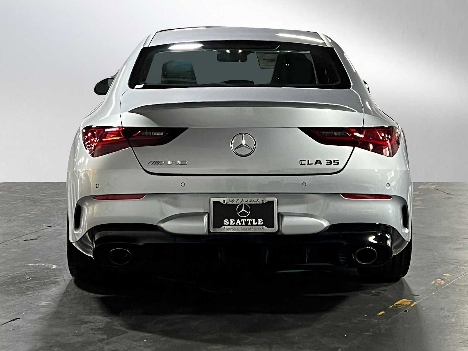 New 2025 Mercedes-Benz CLA 35 AMG 4MATIC image 4