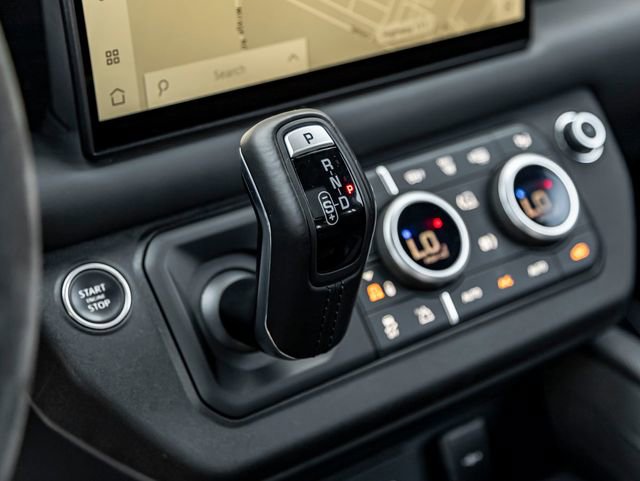 Used 2024 Land Rover Defender 110 Carpathian Edition image 20