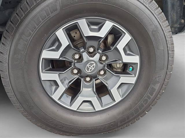 Used 2019 Toyota Tacoma TRD Off-Road w/ Technology Package RWD image 24