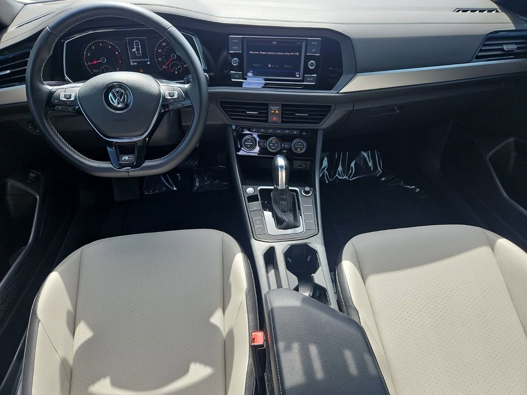 Used 2019 Volkswagen Jetta R-Line image 11