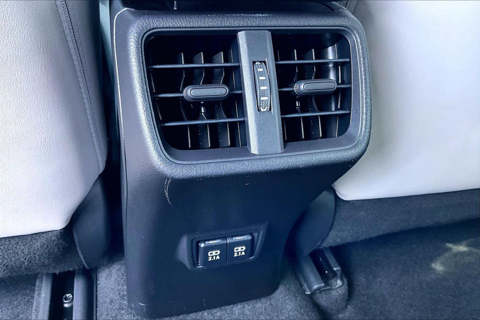 Used 2019 Lexus UX 250h w/ Premium Package AWD/4WD image 32