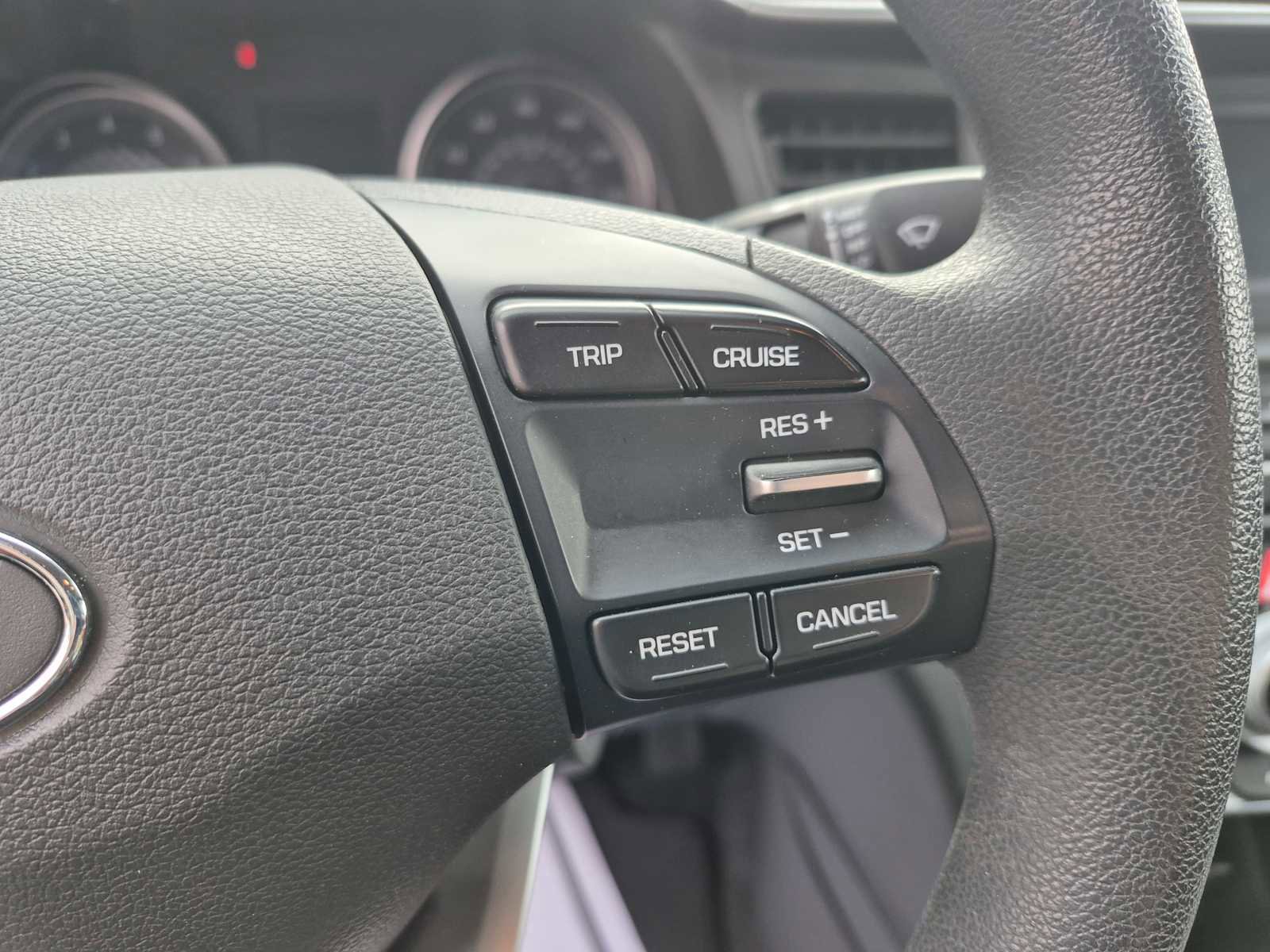 Used 2019 Hyundai Elantra SE w/ Cargo Package image 15