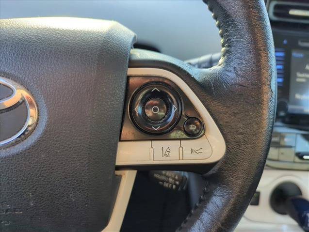 Used 2017 Toyota Prius Three FWD image 17