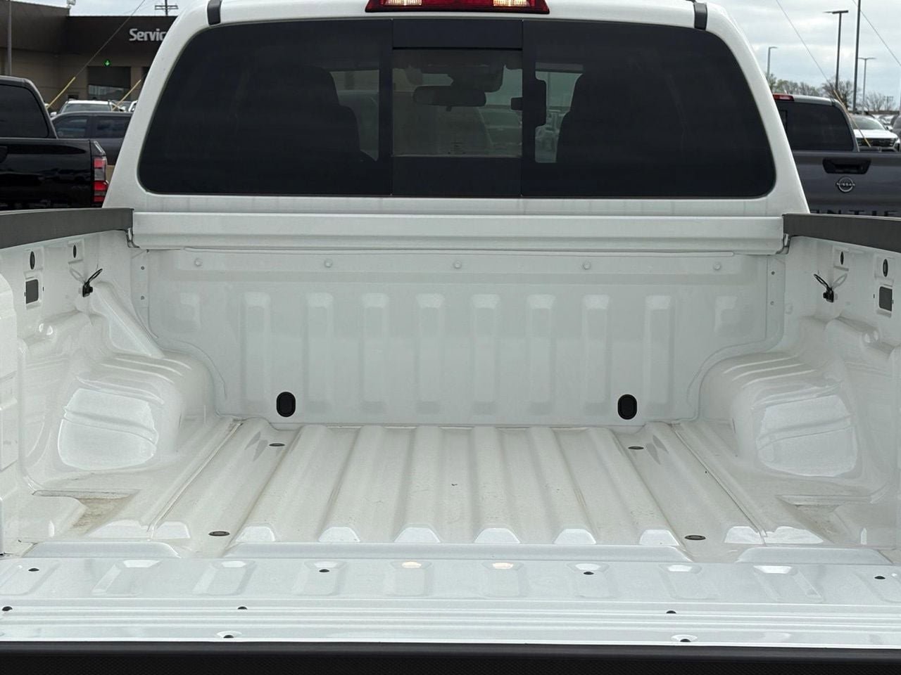 New 2026 Nissan Frontier S image 25
