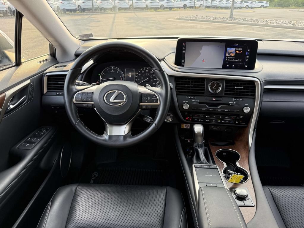 Used 2022 Lexus RX 350L Premium w/ Premium Package AWD/4WD image 8