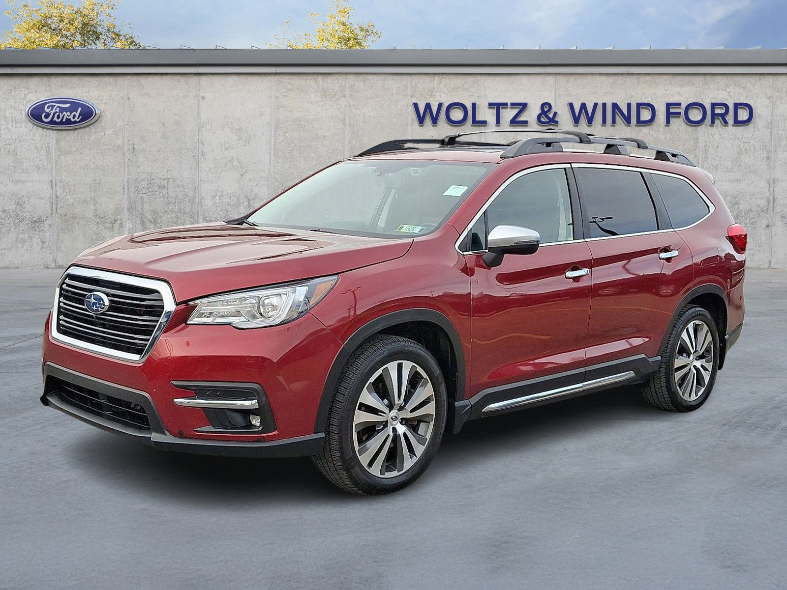 Used 2019 Subaru Ascent Touring image 3