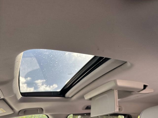 Used 2022 Honda Odyssey Touring image 17