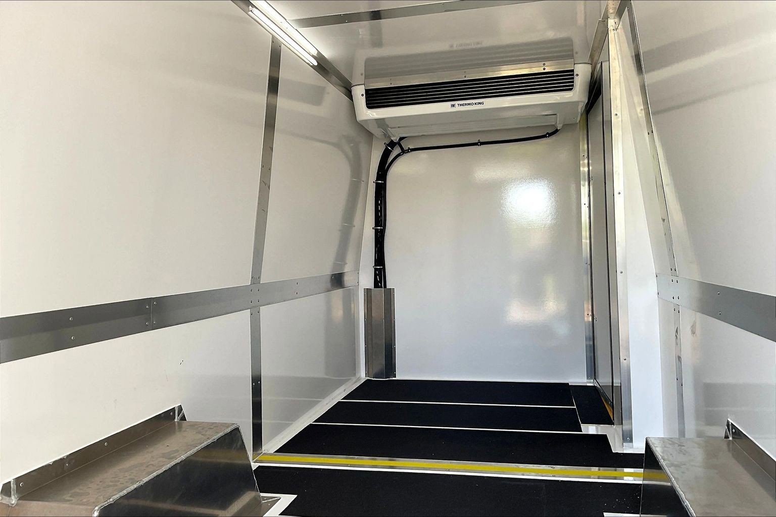 New 2025 Mercedes-Benz Sprinter 2500 image 21