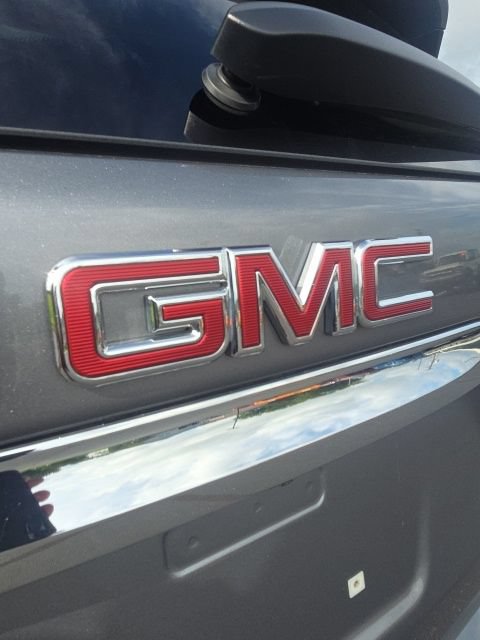 Used 2020 GMC Terrain Denali w/ LPO, Floor Liner Package AWD/4WD image 29