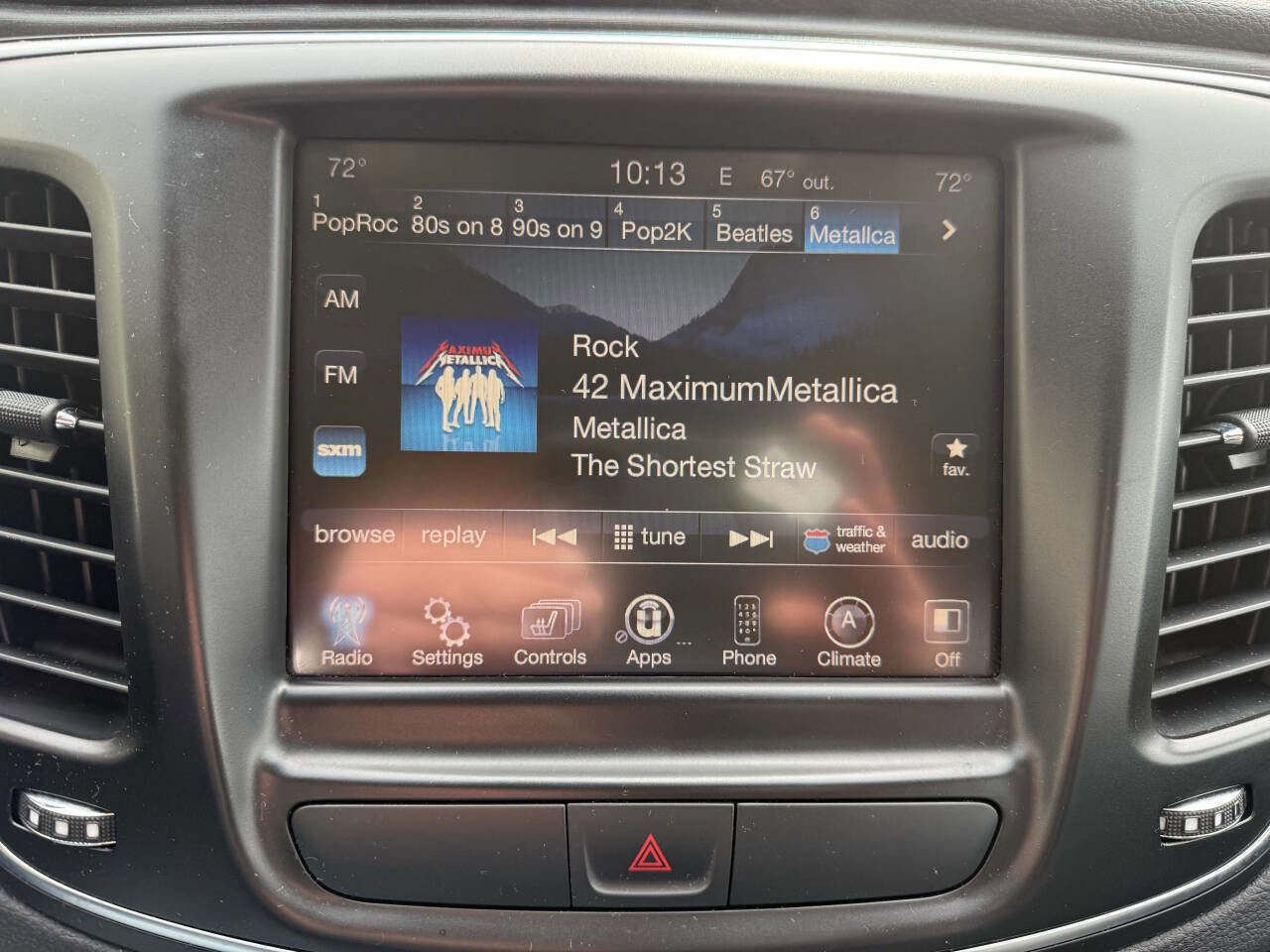 Used 2016 Chrysler 200 Limited Platinum w/ Comfort & Convenience Group image 16