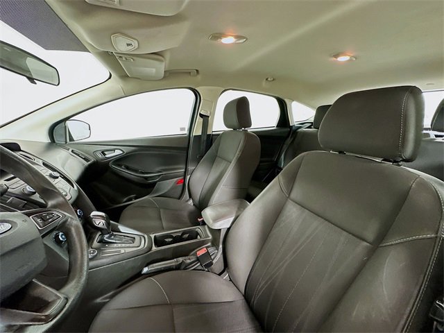 Used 2016 Ford Focus SE image 20