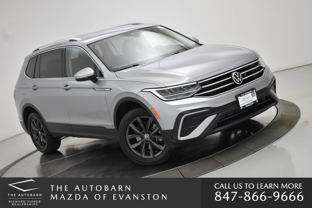 Used 2022 Volkswagen Tiguan SE AWD/4WD image 2