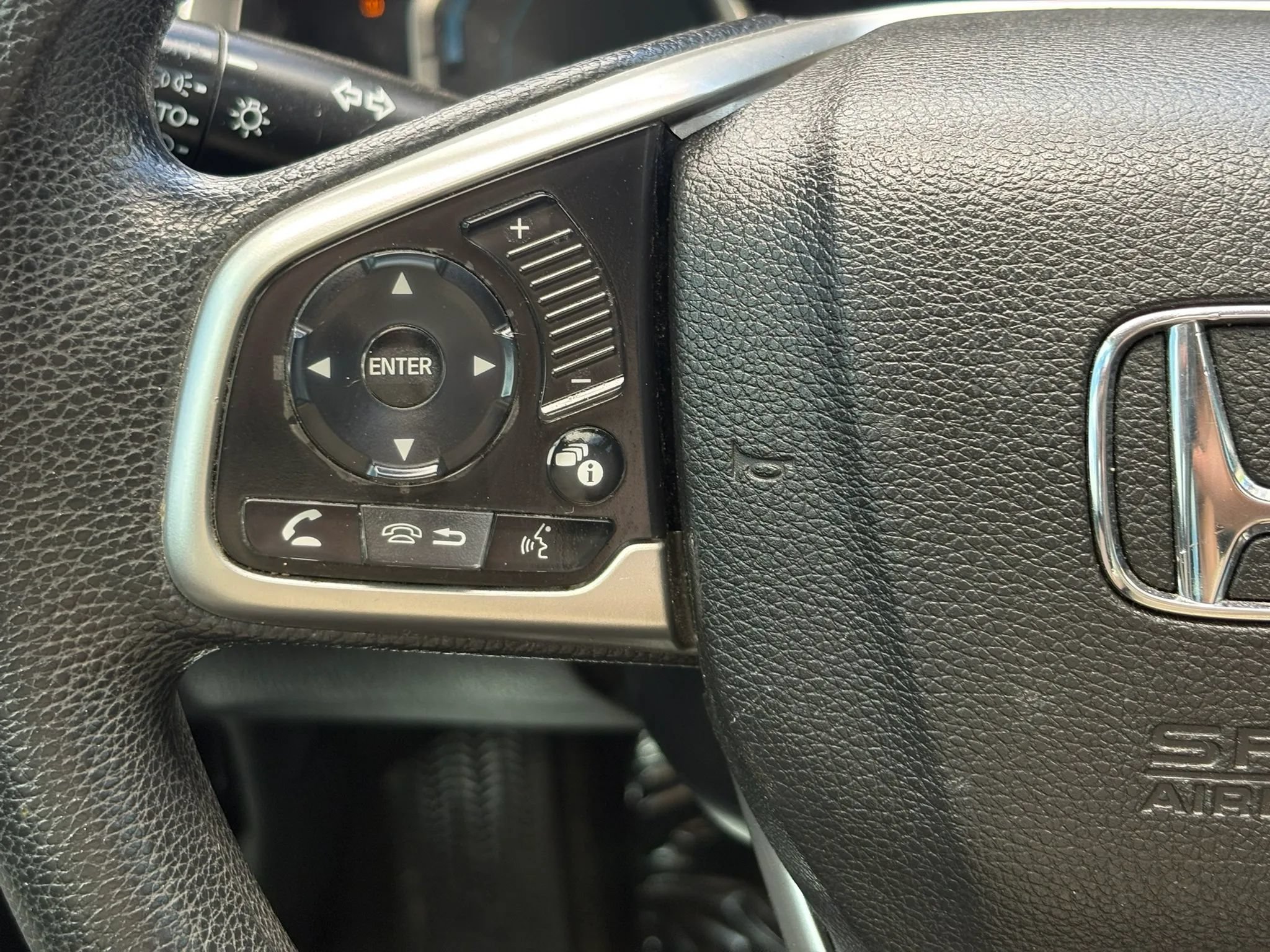 Used 2018 Honda Civic EX image 14