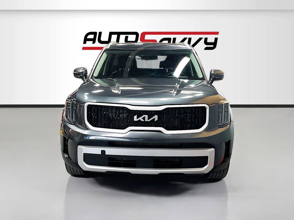 Used 2023 Kia Telluride S w/ S Sunroof Package image 2