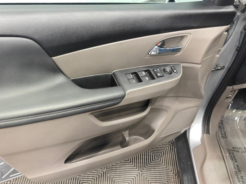 Used 2016 Honda Odyssey EX image 40
