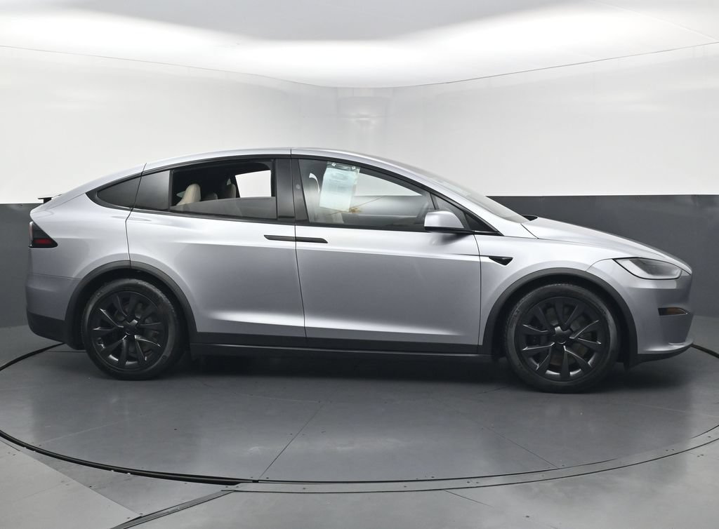 Used 2025 Tesla Model X AWD/4WD image 5