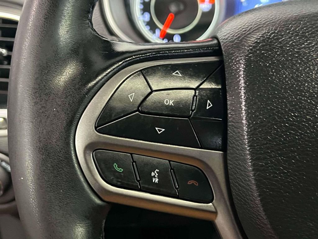 Used 2021 Jeep Cherokee Limited image 24