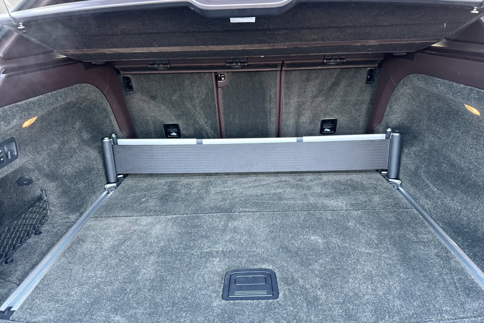 Used 2018 Bentley Bentayga image 34