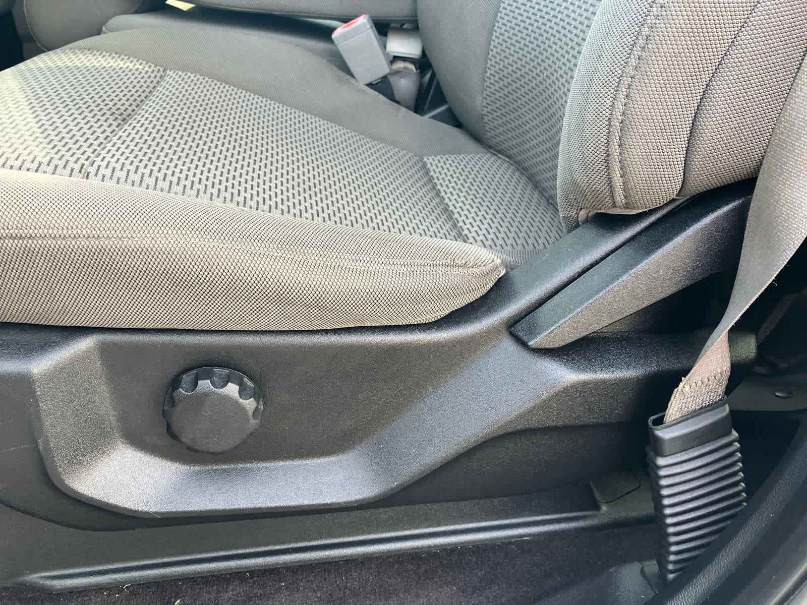 Used 2018 Ford F150 XLT image 11