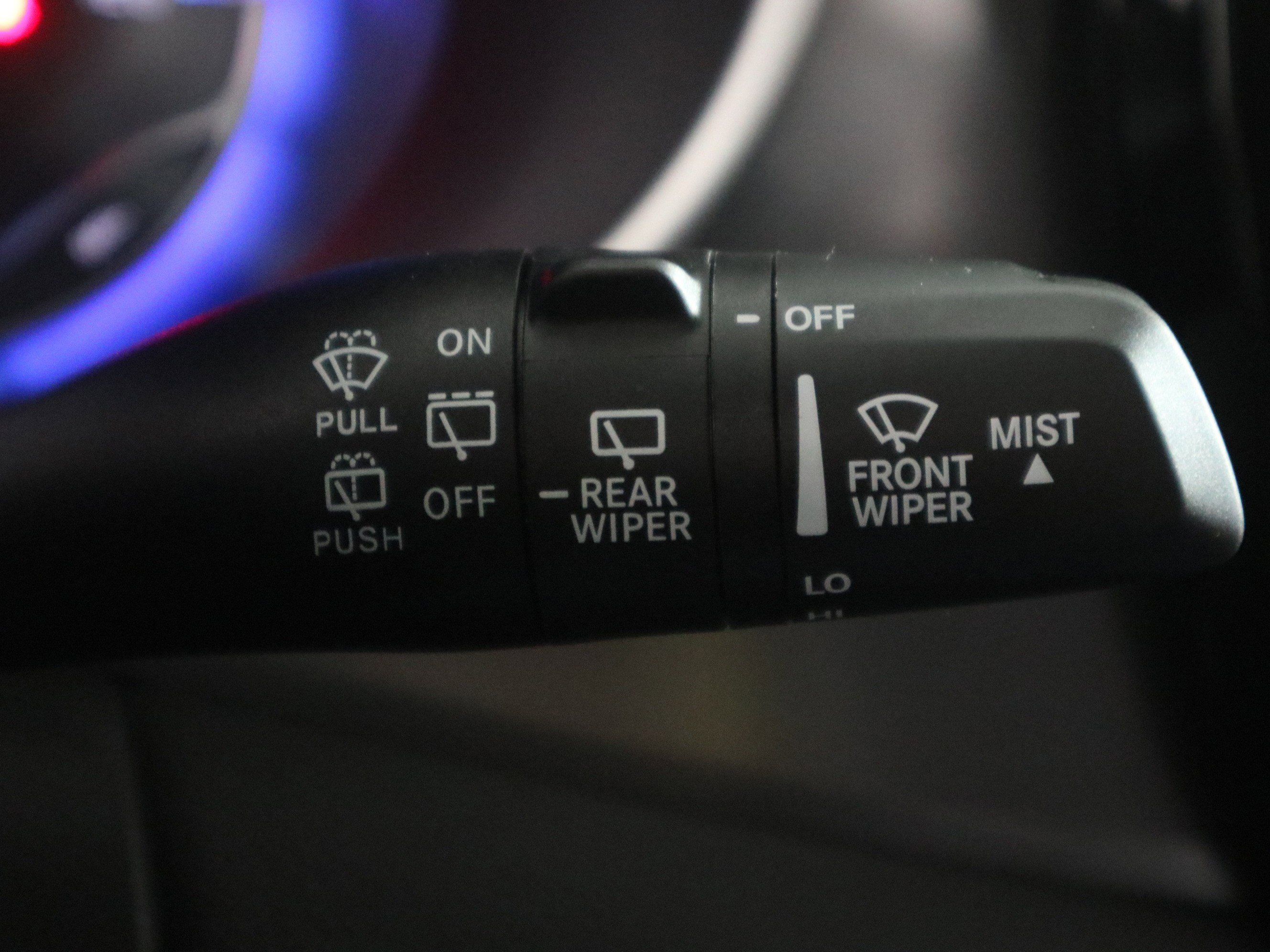 New 2026 Chrysler Pacifica Select image 32