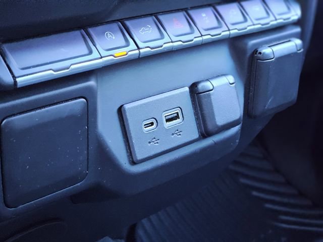 Used 2021 Chevrolet Silverado 1500 Custom image 24