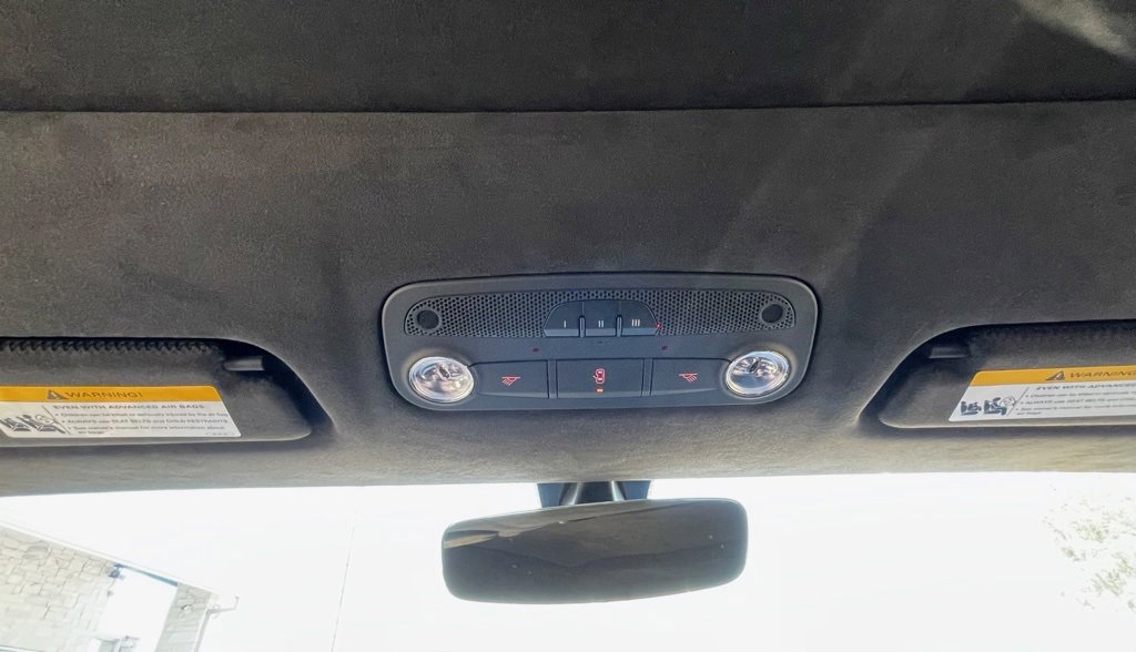 Used 2020 Lamborghini Huracan EVO image 24