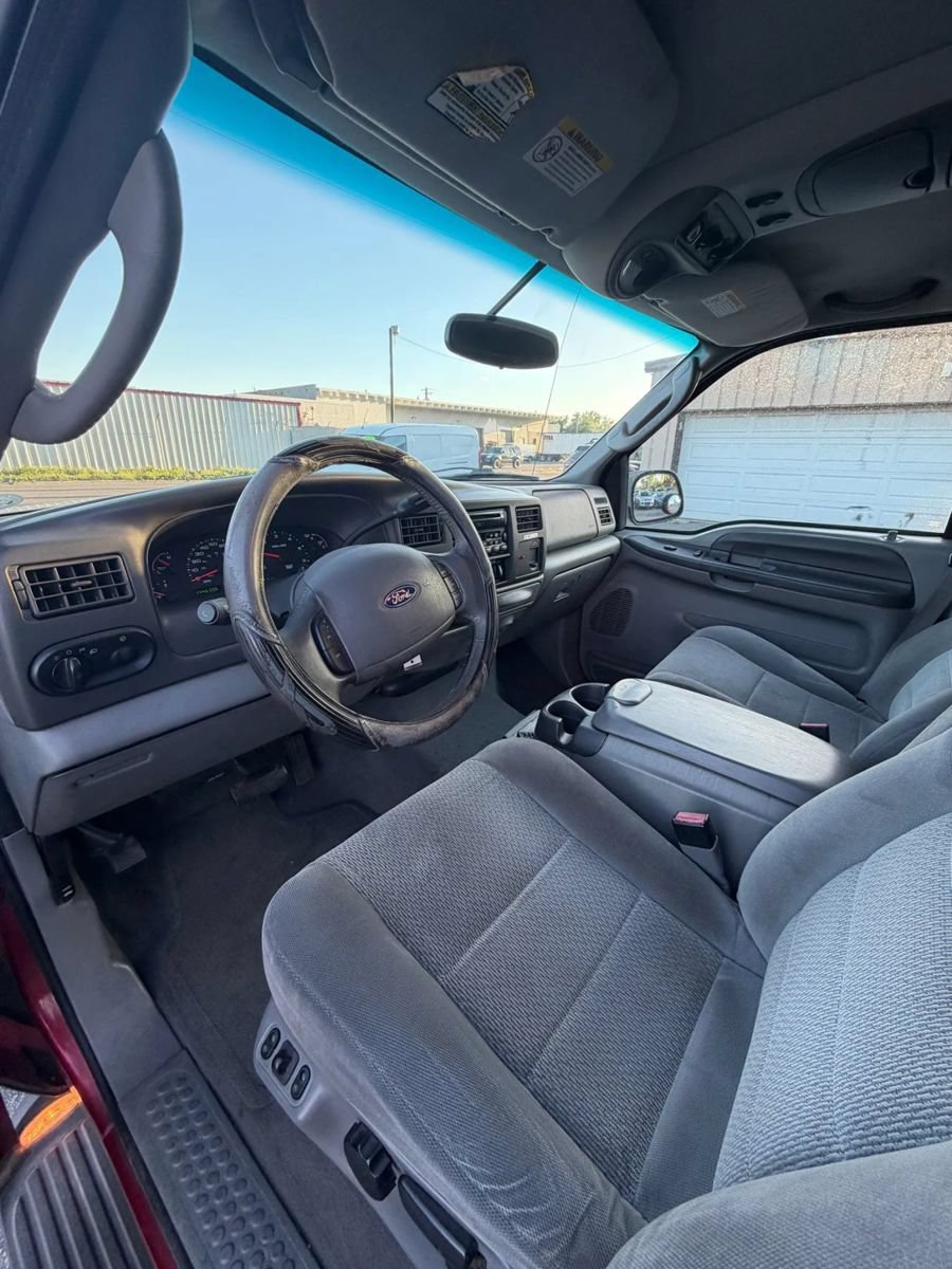 Used 2003 Ford Excursion XLT RWD image 23