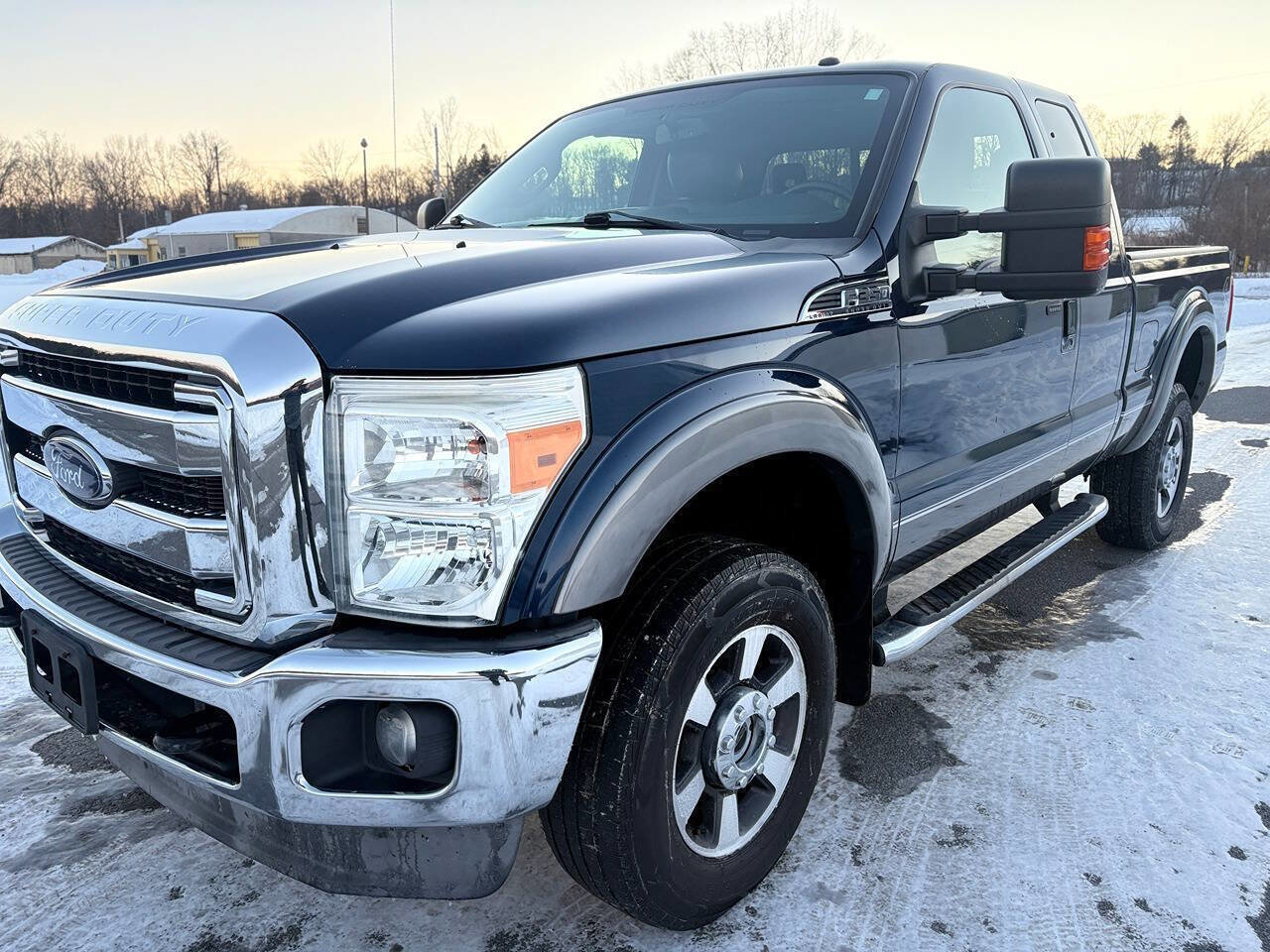 Used 2014 Ford F350 Lariat image 4