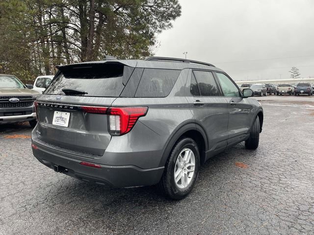 New 2026 Ford Explorer Active RWD image 3