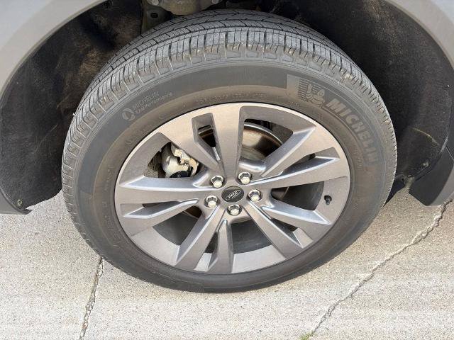 Certified 2024 Ford Explorer XLT w/ Equipment Group 202A AWD/4WD image 6