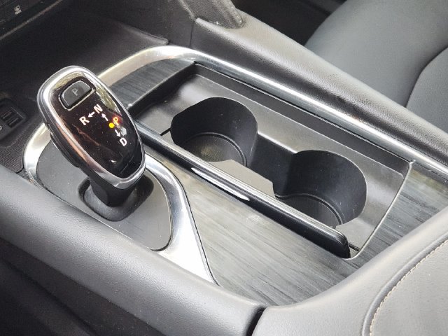 Used 2021 Buick Enclave Essence w/ Sport Touring Edition FWD image 20