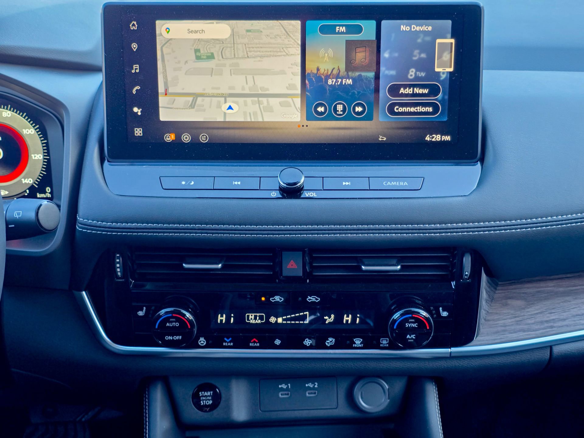 Used 2025 Nissan Rogue Platinum w/ Platinum Premium Package image 22