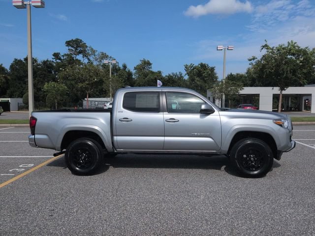 Certified 2022 Toyota Tacoma SR5 RWD image 3