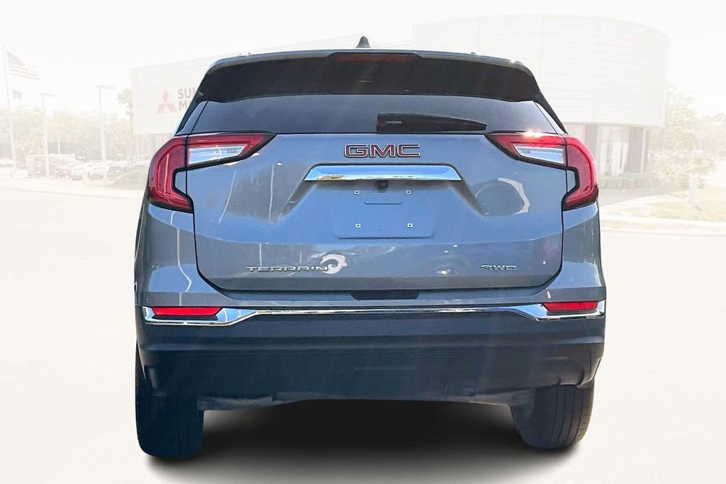 Used 2023 GMC Terrain SLT image 5