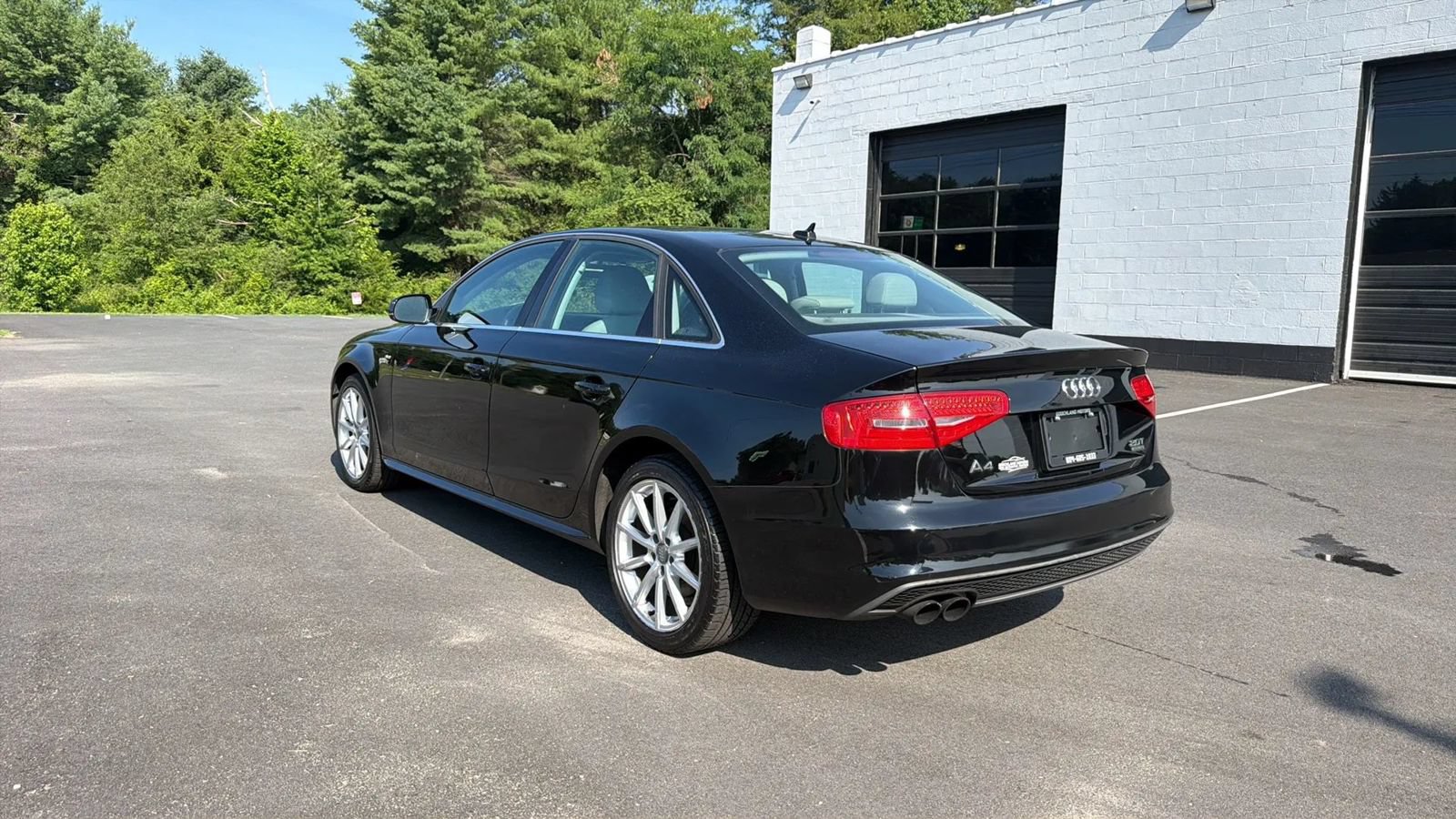 Used 2015 Audi A4 2.0T Premium w/ Audi MMI Navigation AWD/4WD image 5