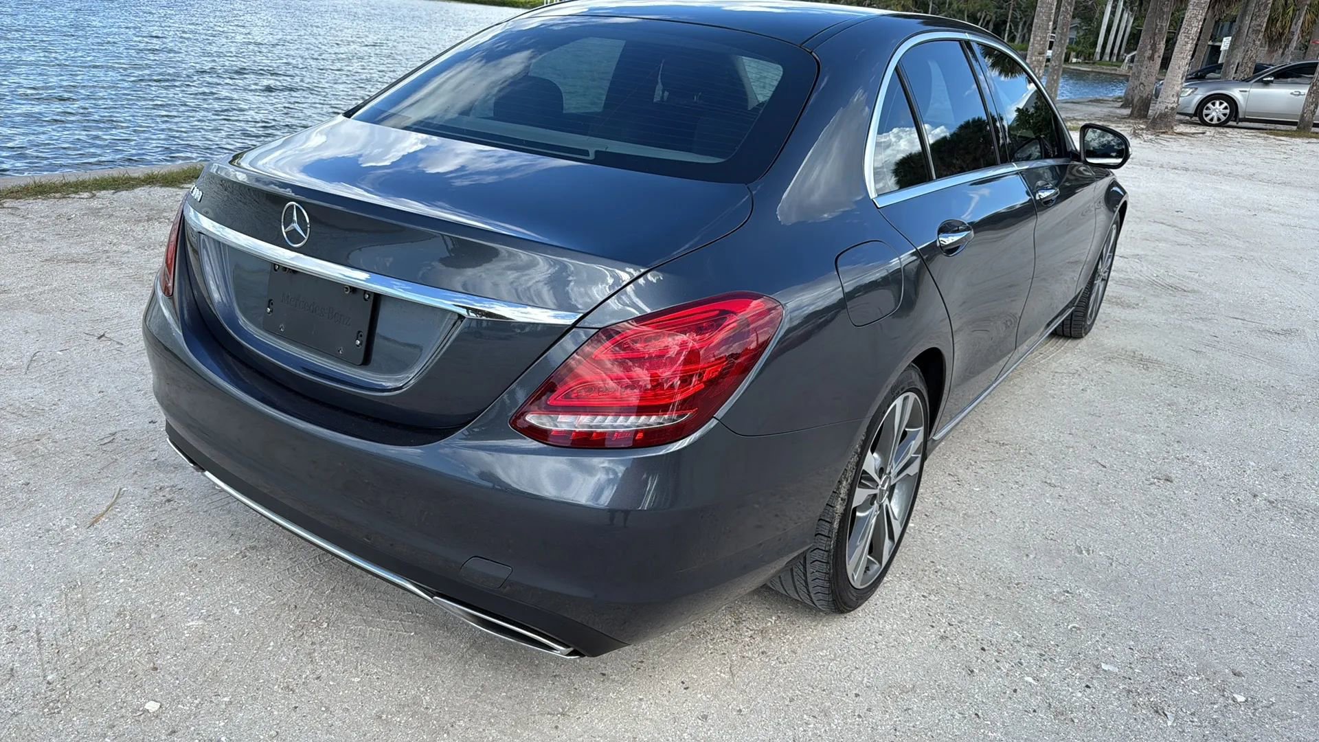 Used 2015 Mercedes-Benz C 300 Sedan image 10