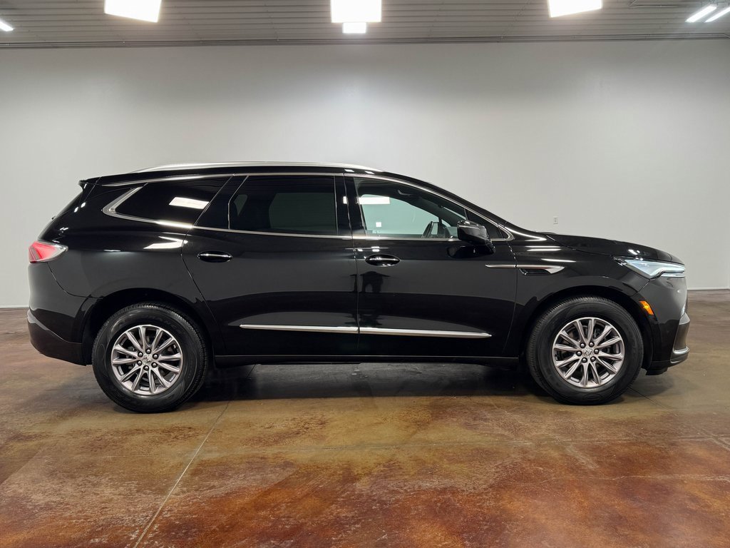 Used 2024 Buick Enclave Premium image 23