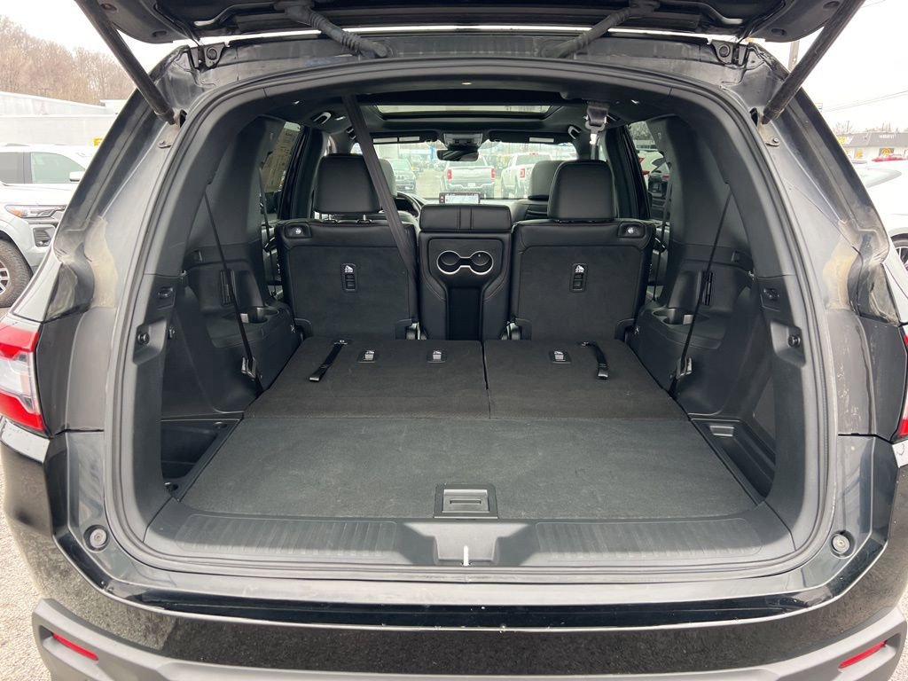 Certified 2025 Honda Pilot Black Edition image 25