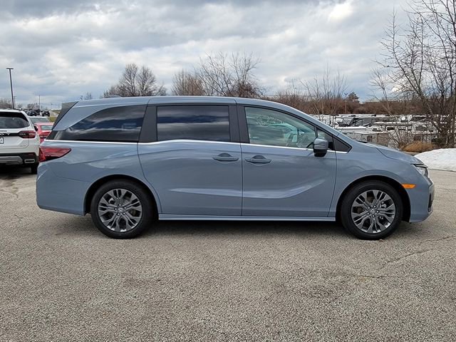 New 2026 Honda Odyssey Touring image 7